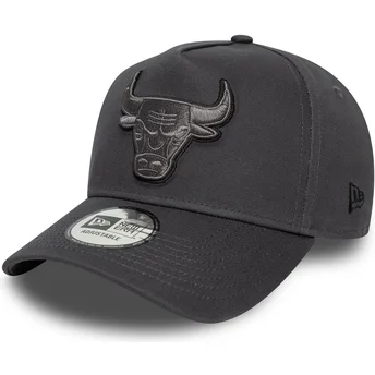 New Era Curved Brim Grey Logo E Frame Tonal Outline Chicago Bulls NBA Grey Snapback Cap