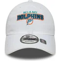 verstellbare-weisse-curved-cap-9twenty-washed-distress-der-miami-dolphins-nfl-von-new-era