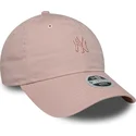 verstellbare-rosa-kappe-fur-damen-mit-gebogenem-schirm-und-rosa-logo-9twenty-mini-washed-der-new-york-yankees-mlb-von-new-era