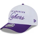vit-och-lila-bojd-keps-snapback-9forty-m-crown-draft-2025-los-angeles-lakers-nba-fran-new-era