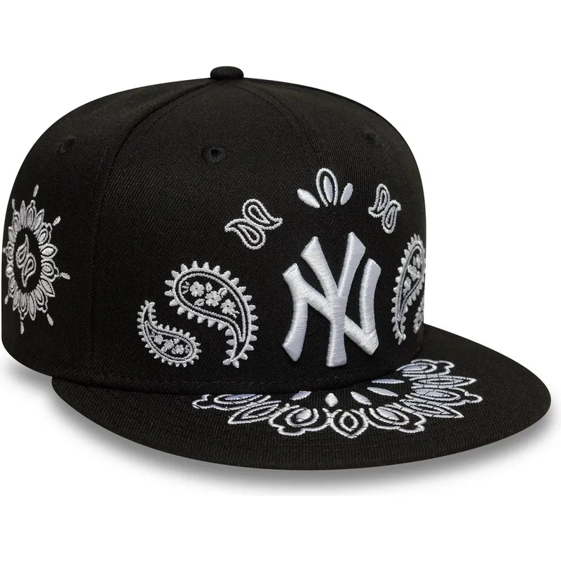 cepice-rovna-cerna-prilehava-59fifty-paisley-new-york-yankees-mlb-new-era
