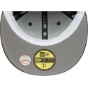 cepice-rovna-cerna-prilehava-59fifty-paisley-new-york-yankees-mlb-new-era