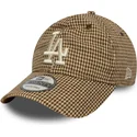 verstellbare-braune-kappe-mit-gebogenem-schirm-9twenty-hahnentritt-los-angeles-dodgers-mlb-von-new-era