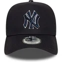 cepice-zaoblena-namornicka-modra-snapback-a-frame-outline-new-york-yankees-mlb-new-era