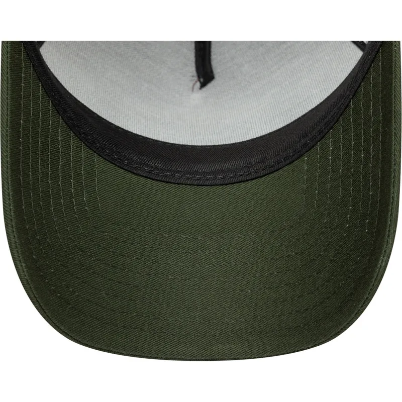cap-zaoblena-multicolor-snapback-marron-a-frame-animal-patch-bufalo-new-era