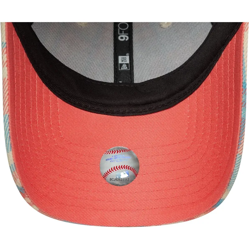 cepice-zaoblena-ruzova-nastavitelny-9forty-check-new-york-yankees-mlb-new-era