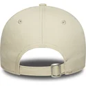 cap-zaoblena-beige-adjustable-strap-9twenty-new-era