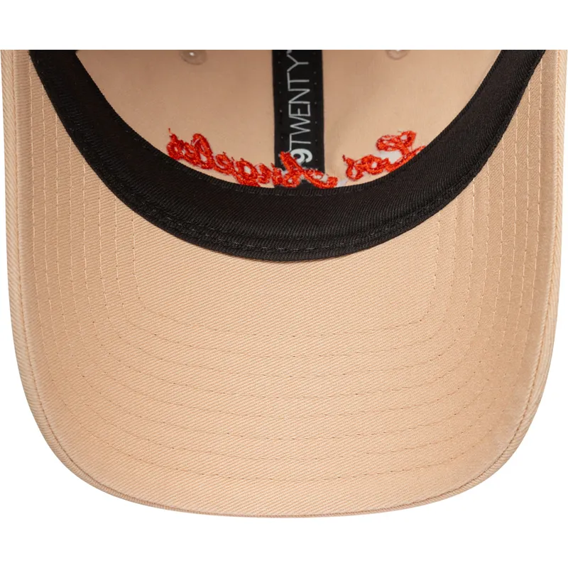 cap-zaoblena-pink-adjustable-strap-9twenty-city-los-angeles-new-era cap-zaoblena-pink-adjustable-strap-9twenty-city-los-angeles-new-era