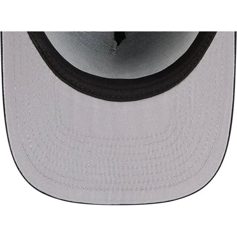 cepice-zaoblena-namornicka-modra-prilehava-59fifty-a-frame-wired-new-york-yankees-mlb-new-era