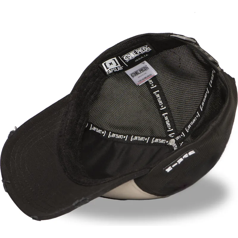 gorra-trucker-beige-y-negra-straw-hat-pirates-op6-str-one-piece-de-capslab