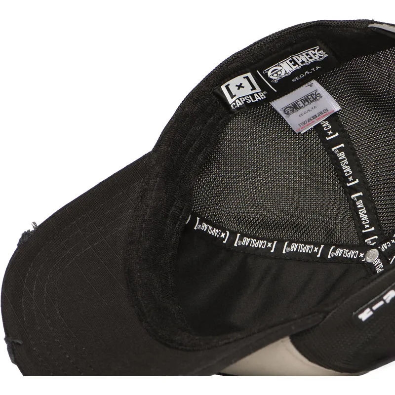 gorra-trucker-beige-y-negra-straw-hat-pirates-op6-str-one-piece-de-capslab