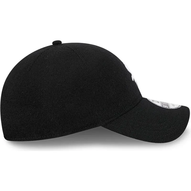 cap-zaoblena-black-adjustable-strap-9twenty-merino-wool-chicago-white-sox-mlb-new-era cap-zaoblena-black-adjustable-strap-9twenty-merino-wool-chicago-white-sox-mlb-new-era