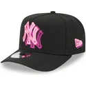 cepice-zaoblena-cerna-snapback-9fifty-a-frame-neon-new-york-yankees-mlb-new-era