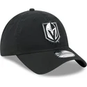 gorra-curva-negra-ajustable-9twenty-stamp-de-vegas-golden-knights-nhl-de-new-era