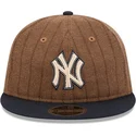 gorra-plana-marron-y-azul-marino-ajustable-9fifty-retro-crown-wool-pinstripe-de-new-york-yankees-mlb-de-new-era