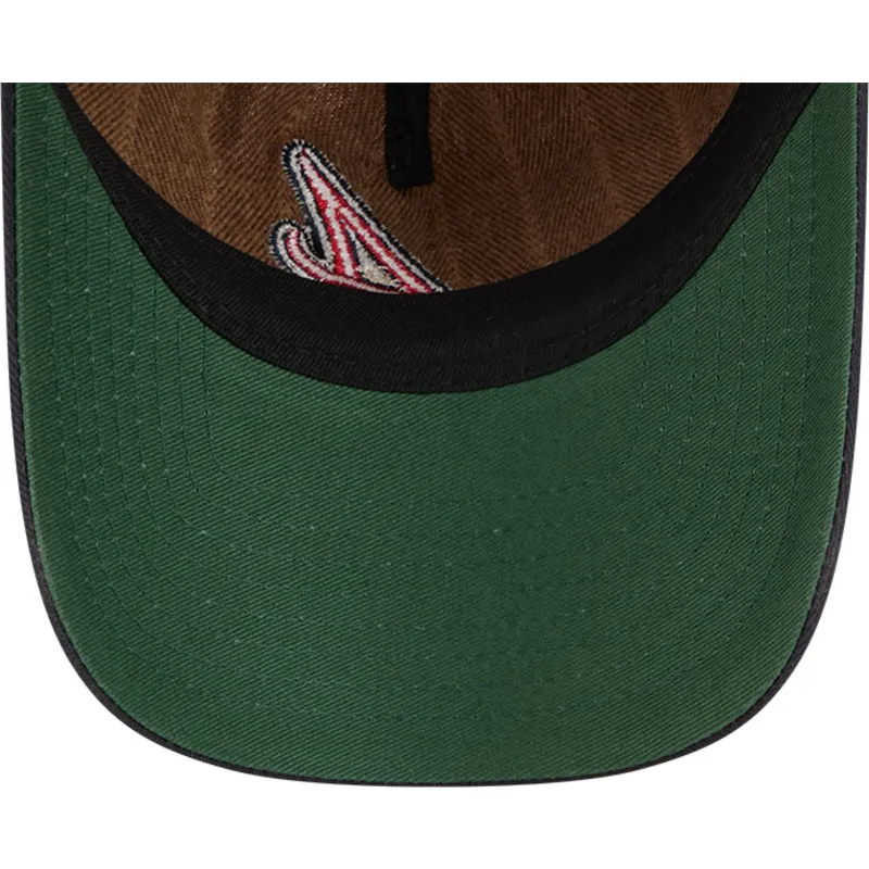 cepice-zaoblena-hneda-nastavitelny-pasek-9twenty-a-frame-wool-pinstripe-atlanta-braves-mlb-new-era