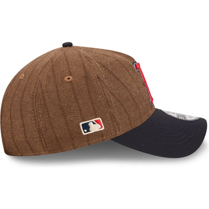 braune-und-marineblaue-verstellbare-curved-cap-9twenty-a-frame-wool-pinstripe-der-boston-red-sox-mlb-von-new-era