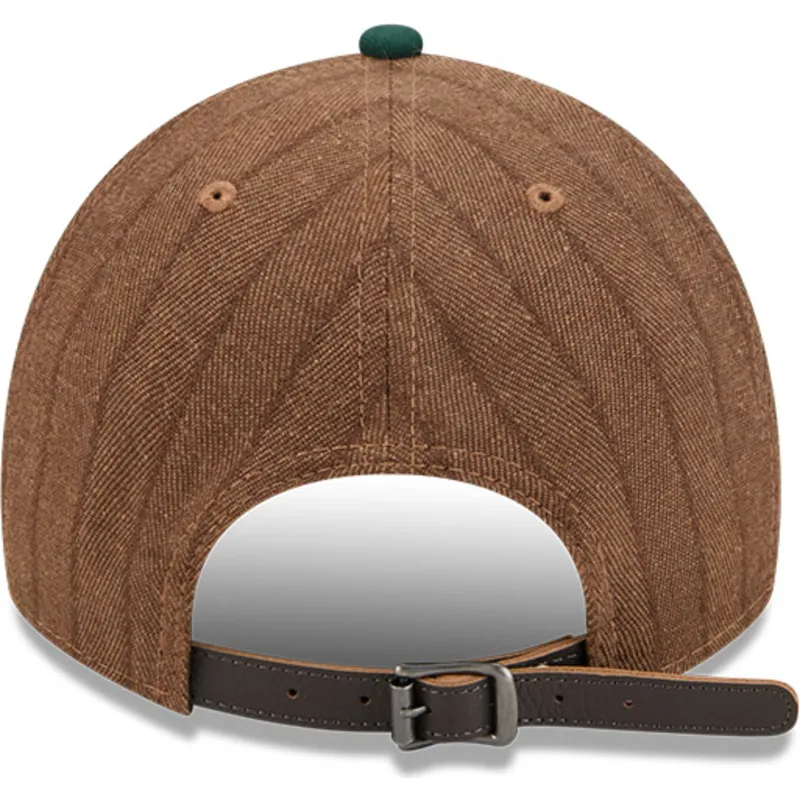 cepice-zaoblena-hneda-nastavitelny-9twenty-a-frame-wool-pinstripe-oakland-athletics-mlb-new-era