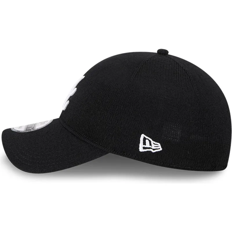 cap-zaoblena-black-adjustable-strap-9twenty-merino-wool-atlanta-braves-mlb-new-era