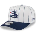 chicago-white-sox-mlb-9fifty-a-frame-satin-pinstripe-snapback-cap-in-weiss-und-marineblau-von-new-era