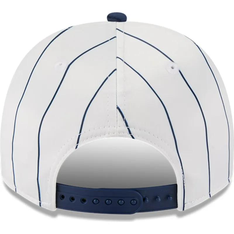 cepice-zaoblena-bila-snapback-9fifty-a-frame-satin-pinstripe-chicago-white-sox-mlb-new-era cepice-zaoblena-bila-snapback-9fifty-a-frame-satin-pinstripe-chicago-white-sox-mlb-new-era