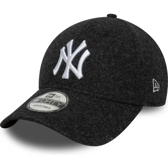 Svart böjd keps snapback 9FORTY Melton Wool New York Yankees MLB från New Era