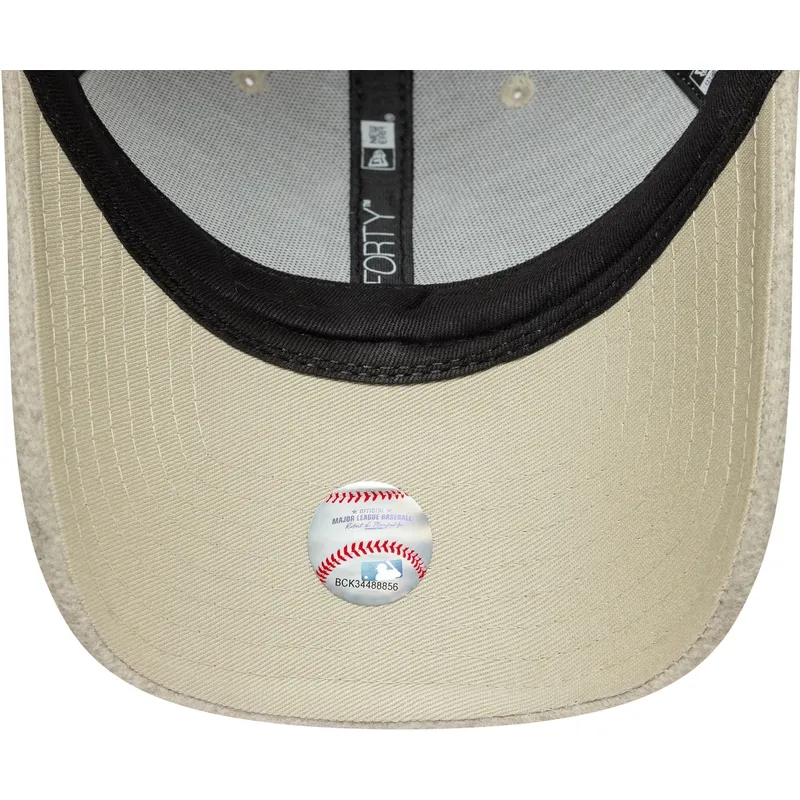 new-era-new-york-yankees-mlb-9forty-melton-wool-beige-bojd-skarm-snapback-keps