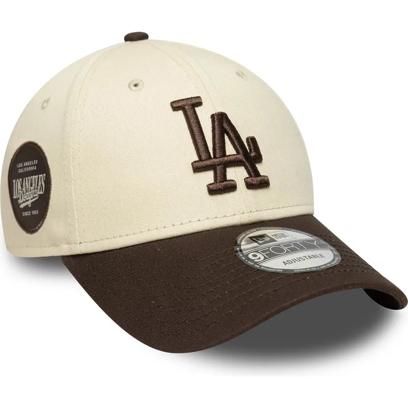 justerbar-beige-och-brun-bojd-keps-9forty-side-patch-los-angeles-dodgers-mlb-fran-new-era