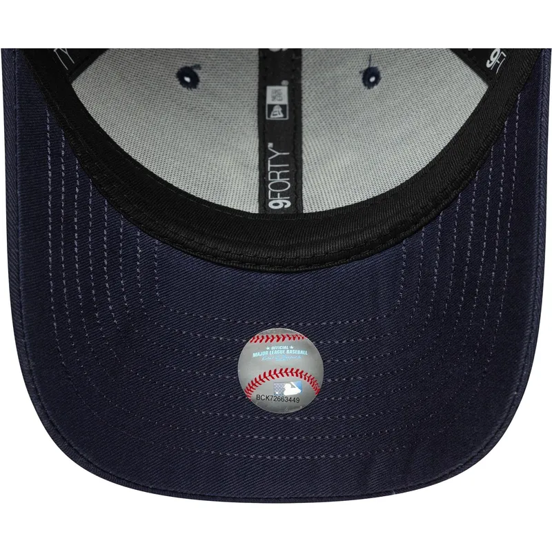 justerbar-marinbla-bojd-keps-9forty-visor-script-new-york-yankees-mlb-fran-new-era