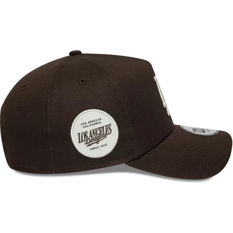 gorra-curva-marron-snapback-9forty-e-frame-side-patch-de-los-angeles-dodgers-mlb-de-new-era