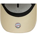 cepice-zaoblena-bezova-snapback-9forty-e-frame-side-patch-new-york-yankees-mlb-new-era