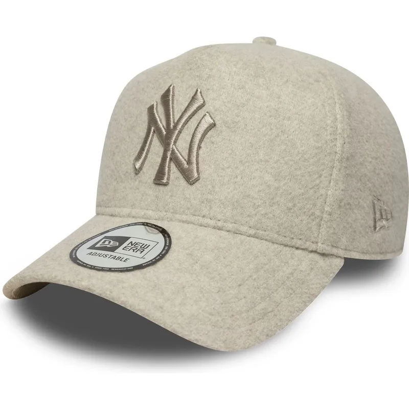 beige-bojd-snapbackkeps-med-logotyp-beige-9forty-e-frame-melton-new-york-yankees-mlb-fran-new-era