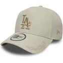 beige-gebogene-snapback-kappe-mit-logo-beige-9forty-e-frame-tonal-icon-der-los-angeles-dodgers-mlb-von-new-era