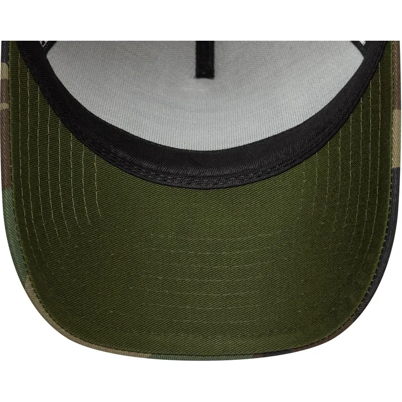beige-und-camouflage-gebogene-kappe-snapback-9forty-e-frame-camo-patch-von-new-era
