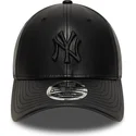 cepice-zaoblena-cerna-snapback-9forty-m-crown-pu-new-york-yankees-mlb-new-era