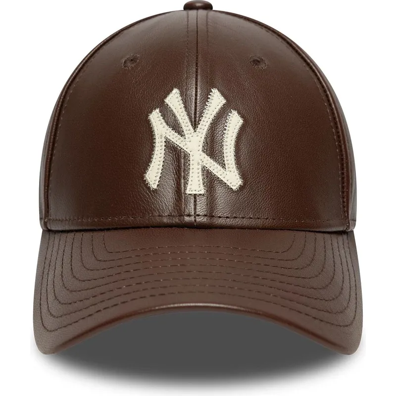 gorra-curva-marron-ajustable-9forty-m-crown-img-leather-de-new-york-yankees-mlb-de-new-era
