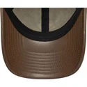 cap-zaoblena-multicolor-adjustable-strap-9twenty-img-loden-leather-new-york-yankees-mlb-new-era