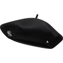 barety-cerna-pin-wool-beret-new-york-yankees-mlb-new-era