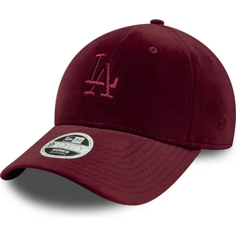 New Era MLB Los Angeles Dodgers 9FORTY Velour Verstellbare Damen Kappe mit gebogenem Schirm in Bordeaux