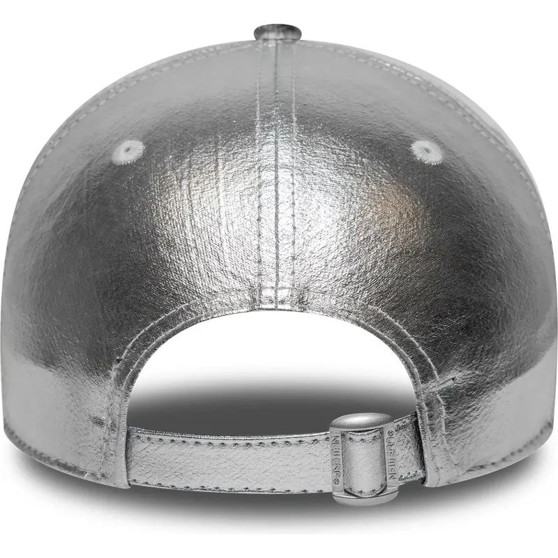 cepice-zaoblena-stribrna-nastavitelny-plateada-9forty-metallic-new-york-yankees-mlb-new-era