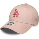 rosa-justerbar-bojd-keps-for-kvinnor-med-rosa-logotyp-9forty-league-essential-los-angeles-dodgers-mlb-fran-new-era