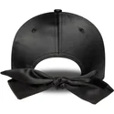svart-justerbar-damkeps-med-bojd-skarm-och-svart-logotyp-9forty-satin-bow-back-new-york-yankees-mlb-fran-new-era