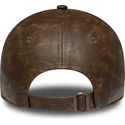 cepice-zaoblena-hneda-nastavitelny-9twenty-worn-pu-new-york-yankees-mlb-new-era