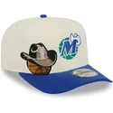 beige-och-bla-snapback-keps-med-bojd-skarm-9fifty-a-frame-precurved-hardwood-classics-fran-dallas-mavericks-nba-av-new-era