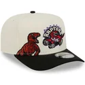 gorra-curva-beige-y-negra-snapback-9fifty-a-frame-precurved-hardwood-classics-de-toronto-raptors-nba-de-new-era