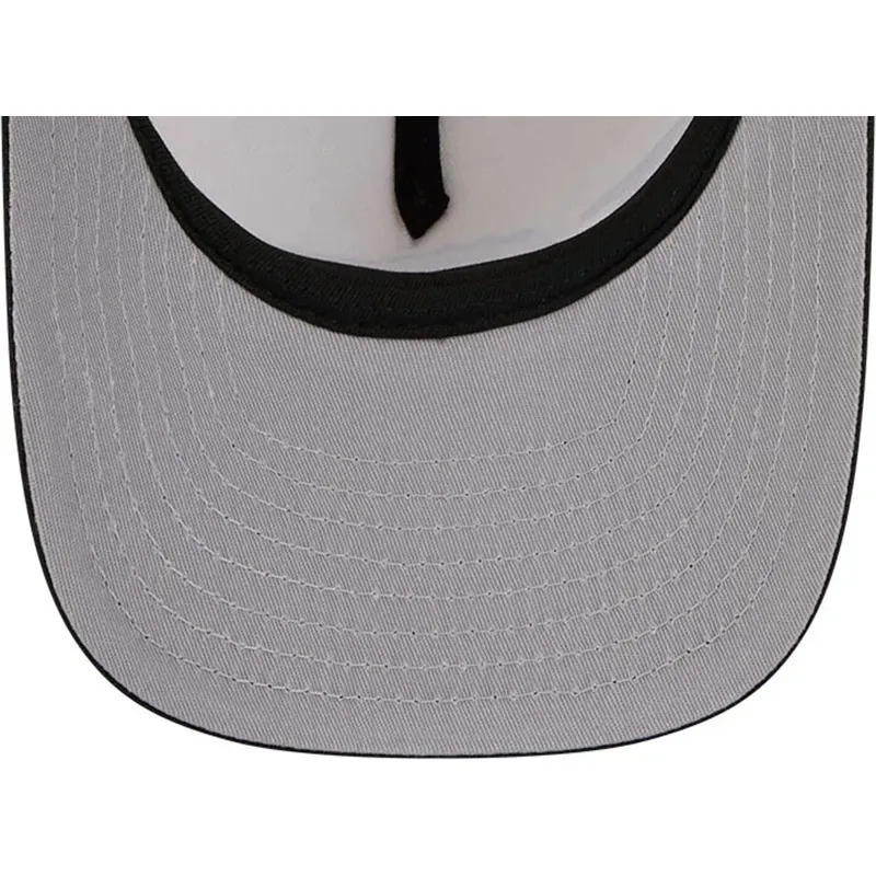 cepice-zaoblena-cerna-snapback-9fifty-a-frame-precurved-hardwood-classics-toronto-raptors-nba-new-era