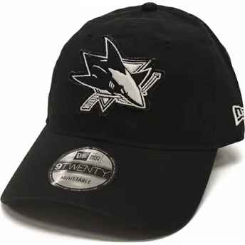 Justerbar svart böjd keps 9TWENTY Stamp av San Jose Sharks NHL från New Era