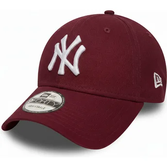 Röd kardinalröd böjd keps justerbar 9FORTY Essential New York Yankees MLB från New Era