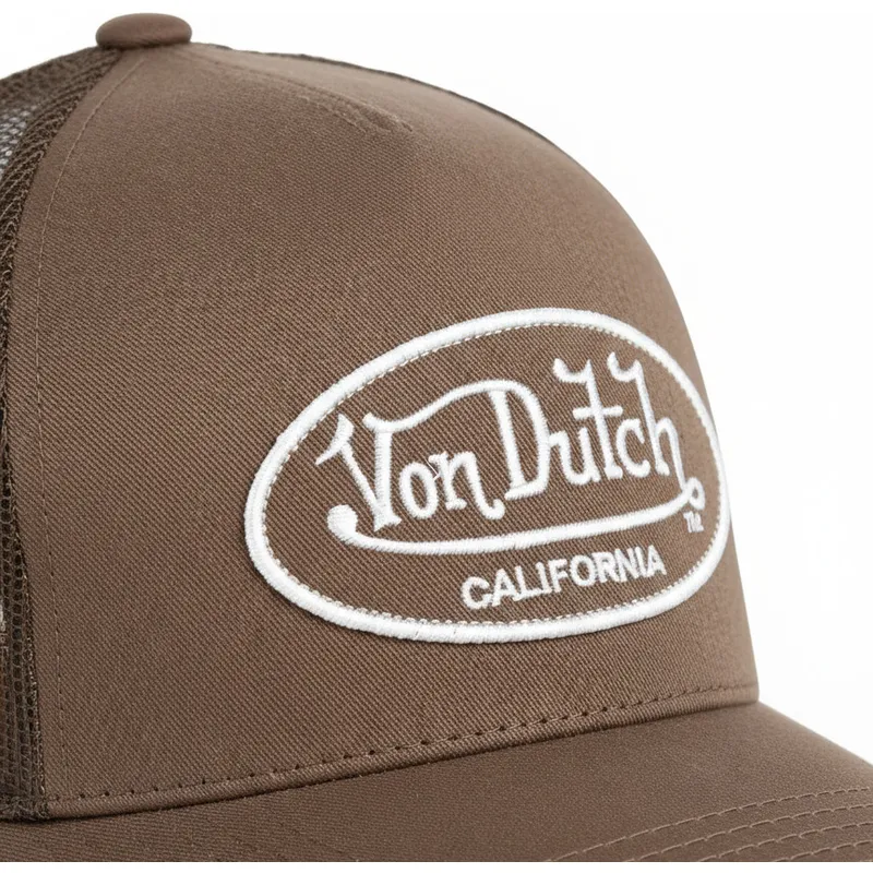 cap-zaoblena-brown-adjustable-strap-von-dutch