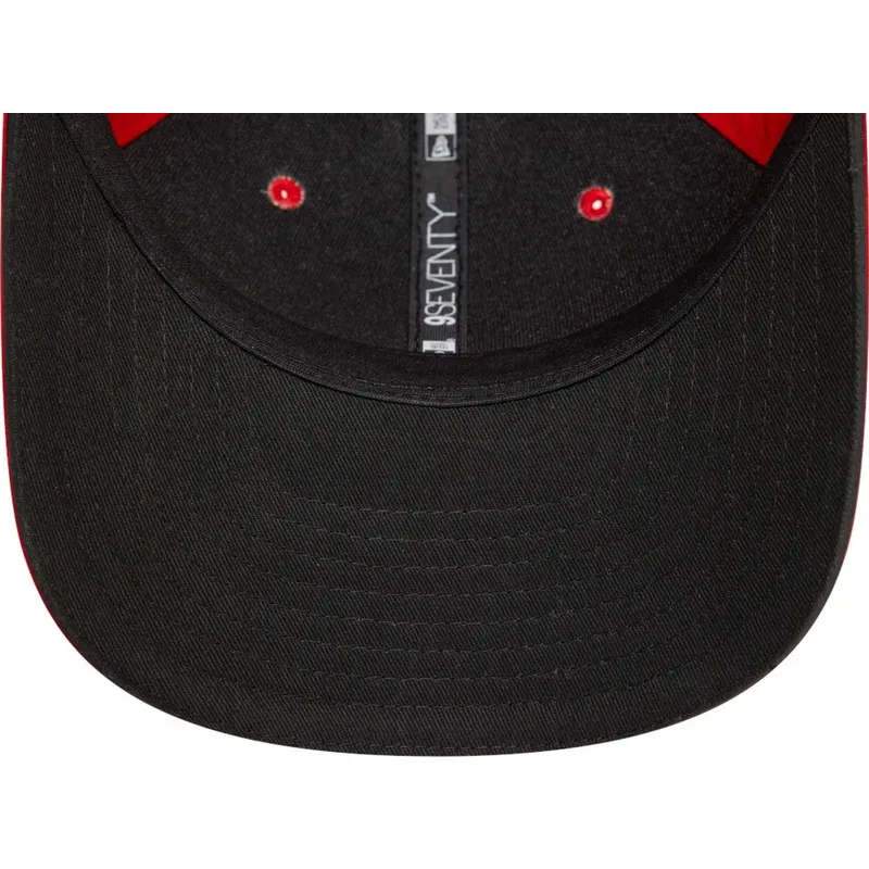 cap-zaoblena-red-snapback-9seventy-stretch-snap-core-ducati-motor-motogp-new-era cap-zaoblena-red-snapback-9seventy-stretch-snap-core-ducati-motor-motogp-new-era